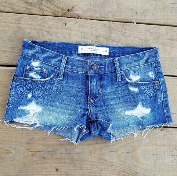 Abercrombie & Fitch Pants - Abercrombie Short Shorts